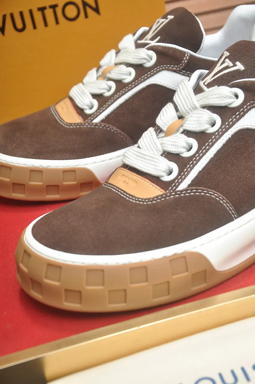 Men's shoes 💰680💶[LOUIS VUITTON] (original order) couple model 🍀LV Louis Vuitton * - top version of LV classic trendy shoes! Made of imported original cowhide, water-dyed cowhide lining, and original wear-resistant rubber outsole! High quality products! Size for women: 35-40. Men: 39-46 (45.46 customized)